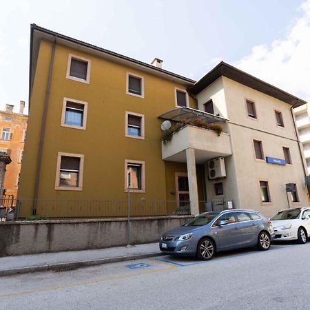 New Apartment Trento Bagian luar foto
